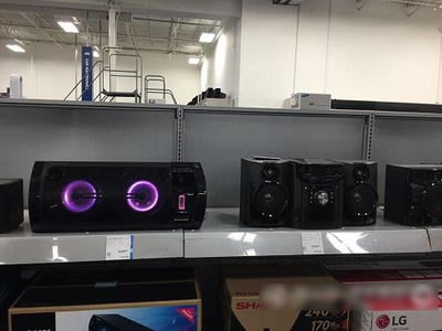 百思買 退守本土，零配件銷售助其美國(guó)市場(chǎng)持續(xù)“瀟灑”